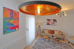 Airport apartment + free garage